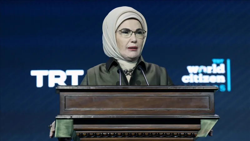 Emine Erdoğan: 加沙的痛苦在社交媒体的 